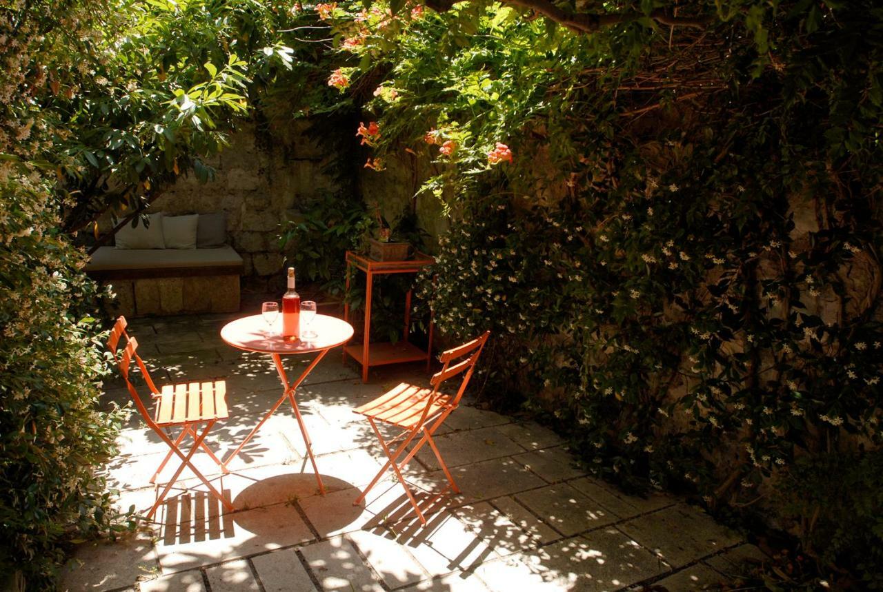 Historic Piazza House & Romantic Hidden Garden Hvar Town Exterior foto
